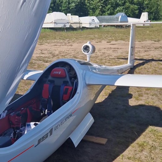 This never gets old, sweet sound & smell - great job Jonker Sailplanes, the JS1C is a beautiful glider 😍 | Adam Woolley's Gliding Adventures
