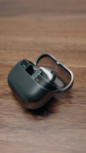 7.1K views · 7 comments | Review of the Samsung Galaxy Buds3 - 1 week later! Knockoff design aside they’re actually pretty darn good! Hopefully this helps you decide whether they’re right for you. #samsung #galaxybuds3 #audio #headphones #earbuds #music #technology | Matthew Moniz | Facebook