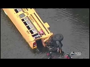 School Bus Crash | Student Helps Save Kindergarteners
