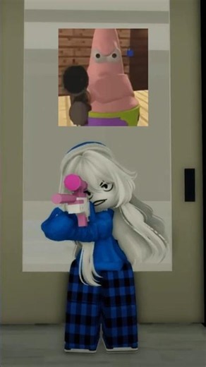 I SLAMMED THE DOOR TOO HARD!😱😭 #robloxshorts #roblox #robloxspanish #amongus #humor #comedy