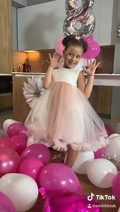 Emilitv-ემილი - ჩვენი ემილია უკვე 8 წლის არის 🎉💟🌟 მადლობა...