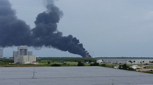 An Explosion Breaks Out at SpaceX's Cape Canaveral Launch Si | Space
