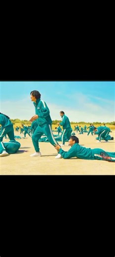 GI-HUN S1 VS GI-HUN S2 IN RED LIGHT GREEN LIGHT ☠️🔥 #squidgame #squidgame2 #edit #series #netflix