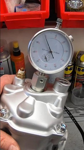 Motorrevision am Rotax 123
