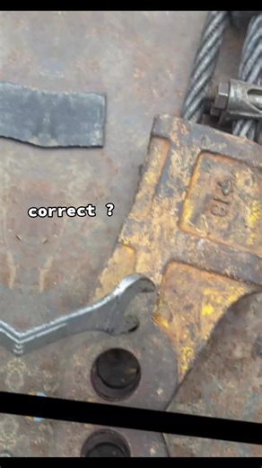 The Correct Way to Use a Crane in Peshawar