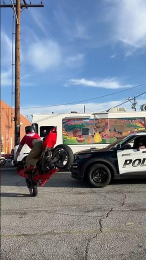 LAPD Loves Me