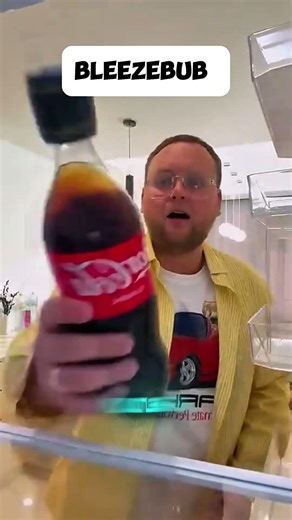 Abisi kızın kolasını çaldı 😂 #shorts