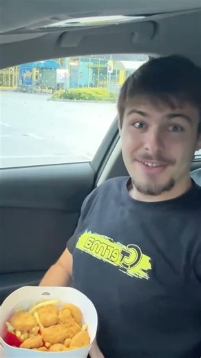 POJEDEL CEL BUCKET! (MCDONALDS) [SLO]