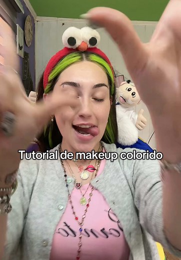 Colorful Makeup Tutorial for Creative Looks