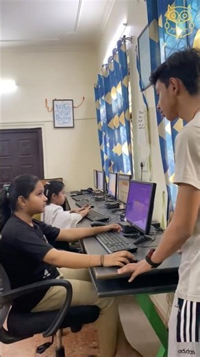 Learning Circuit Design with Tinkercad 💻⚡ | Students Building & Testing Projects