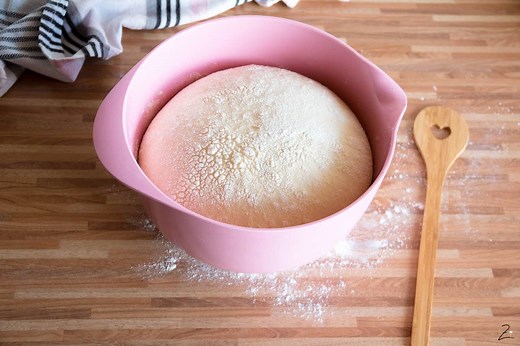 Hefeteig Rezept: Der ultimative Guide (mit frischer & Trockenhefe) | Zimtblume.de