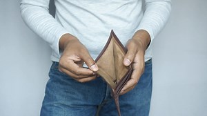 Download Man shows empty wallet for free