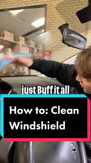 Professional Car Windshield Cleaning Tips