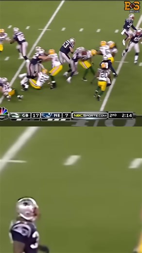 Unbelievable football moments! These plays are insane. You have to see these catches! #Football #SportsHighlights #AmazingPlays #Touchdown #NFL