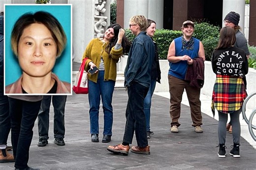 Supporter blows kiss to LA terror plot suspect during court hearing
