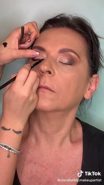 Claudialibb.makeupartist su TikTok