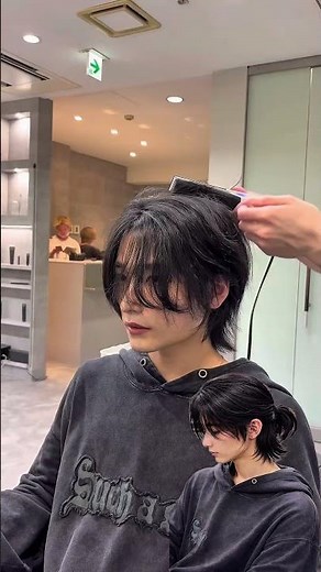 メンズハーフアップ #美容師 #メンズ縮毛矯正 #メンズメイク #センターパート #ハーフアップ