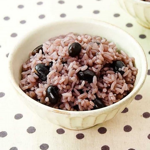 3合炊き炊飯器で作る！ 黒豆ご飯のレシピ動画・作り方 | デリッシュキッチン