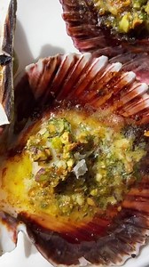 These Scallops on Shell with Pistachio Butter are appetizer heaven! 😋 Deliciously prepared with our spicy 🔥 Scorpion Pepper Seasoned Pistachio Kernels, this is one appetizer that’s a must have! 😍 Get the recipe below! 💚 #PoweredByPistachios ⁣❤️ this recipe? Save 📌 this post Share ↗️ it with friends!⁣ Ingredients: 1/4 cup Scorpion Pepper Seasoned Pistachio Kernels 2 tbsp unsalted butter (room temp.) 1 tbsp chopped chives 1 tsp dijon mustard 1 tsp chopped garlic 6 large sea scallops on the sh
