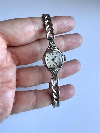 Vintage Gruen Precision Diamond Bezel Mechanical Watch