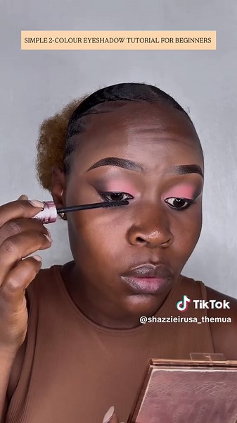 Beginner-Friendly 2 Colour Eyeshadow Tutorial