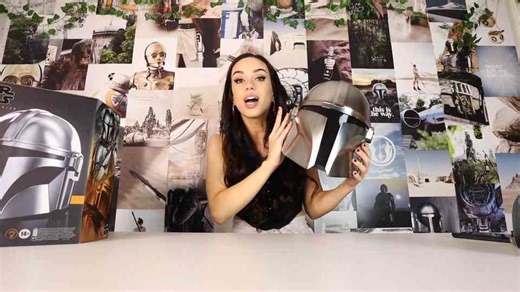 Star Wars Black Series: Mandalorian Helmet Review
