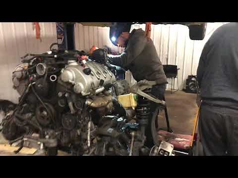 06 Porsche Cayenne engine separates from the transmission
