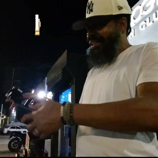 ONE LATE NIGHT in CARTAGENA COLOMBIA🎯🇨🇴🇻🇪#shorts #fyp #nightlife #travel #travelvlog #trendingshorts