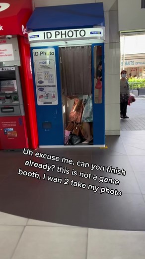 Professional Passport Photo Booth Services in Singapore