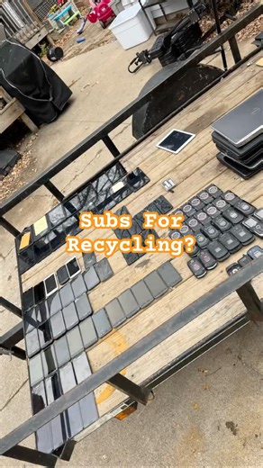 Let’s see if it works?! #ewaste #scrapmetal #hobby #gold