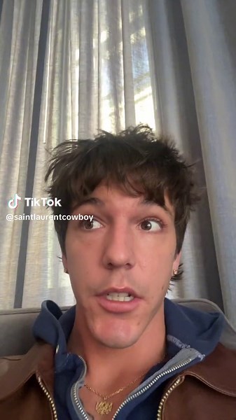 Role Model Vote: Gracie Abrams Needs Your Support!