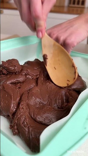 BOMBOM DE CHOCOLATE COM MENTA