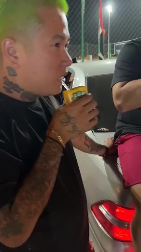 32K views · 1.4K reactions | Funny Video 藍藍藍藍藍藍 藍 . . . #comedy #funnymoments #funnyreels #memes #funnyvideo #funnypost #funny #funnymemes #lol | Stephanie | Facebook