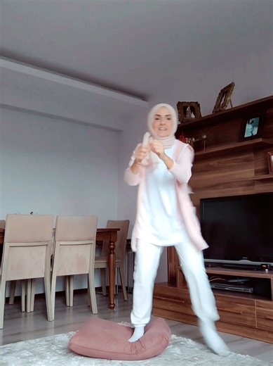 Minderli günlerden kalma bi #tbt🫠🤸‍♀️ #stepper #stepaerobics #stepdance #evdespor #evdesporyap #egzersiz #evdeegzersiz #sportathome #horon #karadeniz #minderlistepper