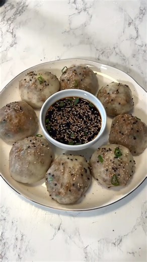 How to make vegan sheng jian bao dumplings