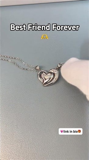 Link in Bio!🥰 BFF Necklace, Friendship Necklaces, Best Friend Necklaces, Gift for Best Friend