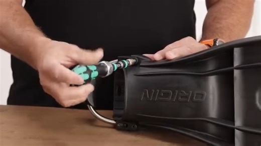 The fins that just don’t quit. Cressi Origin Fins are making waves for a reason: Powerful and built to last. But what sets them apart? Serviceability. Need to swap out your straps? No worries. Check out our step-by-step "How To Change The Fin Straps on the Origin Fins” guide and keep your gear adventure-ready. #cressi1946 Dive smarter. Dive safe. Stay ready. Video with Cressi Expert Brian Jung | Cressi