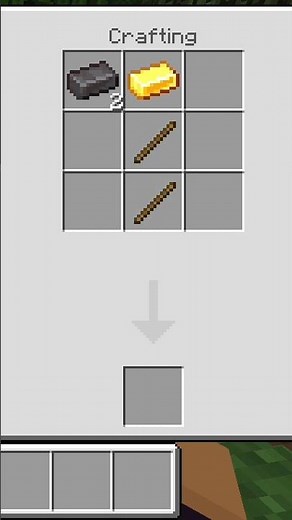 minecraft crafting a gold Netherite Pickaxe #minecraft #crafting #ytshorts
