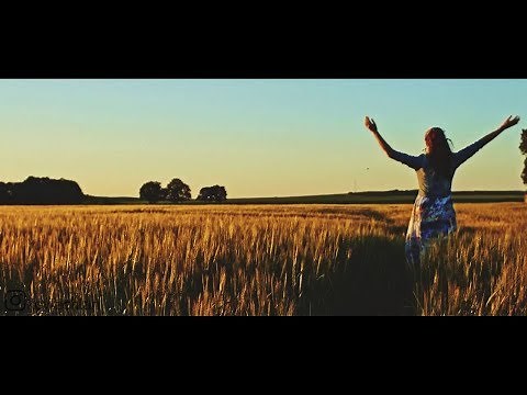 Bruce Springsteen - This Land is Your Land (Woody Guthrie Song)