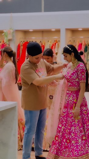 Boys 🥳🥳 Neeraj 😁😆 No Editing Behind the Scenes ✨Gagan ✨ dress trial for her wedding day ❤️ Intrendz fashion by Sukhjit kaur’s collection are now available at our flagship store: 78 Willandra Drive Epping, Melbourne, Victoria, Australia. For assistance, Kindly contact us on 61-451-810-482 For quick reply whatsapp us on same number which we mentioned in Bio and contact details. Costumes: @intrendzfashion_sukhjitkaur Jewelley @jas_designs_2021 Please make sure before finalise any order. . We do