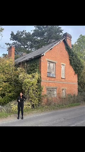 The Hatton’s house 🕰️🏚️ This house that’s been left for many years is now sadly decaying and some of the top floor has collapsed 😞 It’s sad to see this house has gone unloved for such a long time, I’d say atleast 20 years . It was an incredible explore and I loved the retro car in the garage which you can see in the pictures 🙂 #bhfyp #love #explore #instadaily #adventure #videooftheday #explorer #explorepage #explorepage✨ #abandoned #love | Eleanor Dean