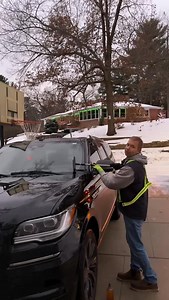We don’t just bring the fuel, we bring the extras too 👀 ⛽️ Mobile fuel delivery 🧼 Windshield cleaning 💧 Wiper fluid top-offs 🛞 Tire air checks 🛢️ Oil checks Convenient that comes to you, Rapid Refuel has you covered 🤝 #rapidrefuel #fueldelivered #greenbaywi #skipthestation #mobilefueldelivery #mobilecarwash #supportlocalwi #greenbaylocal #busyfamilylife #greenbaymoms #greenbay #greenbaywi #greenbaywisconsin | Rapid Refuel