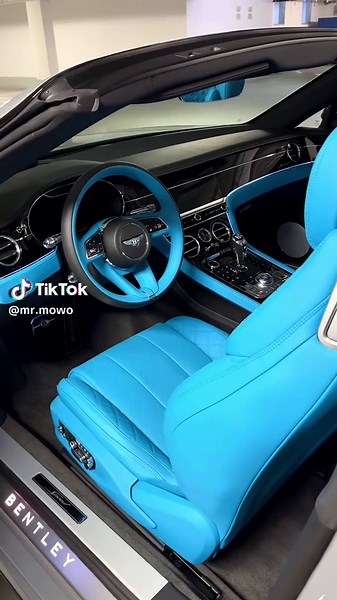 Bentley Continental GT 💙 Ready for Sunny days with our cabrio! \t #bentley #continental #continentalgt #automotive #motors #bentleygt #luxury #mrmowo #carsofmrmowo