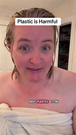 As a woman who is trying so hard to be more environmentally conscious, these shampoo and conditioner bars that come in paper boxes and allow me to replace all my plastic containers and also save money are perfect. They lather and clean just as good as “regular” products without all the fillers. #ShampooAndConditioner #ShampooBar #ConditionerBar #theearthlingco #environmentallyfriendly