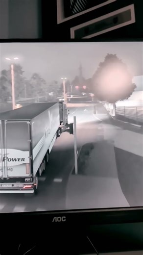 the real sound of v8 (volume up) #trucksimulator