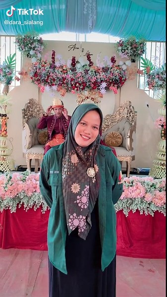Sanggar tari dara sialang (@dara_sialang)’s videos with Music Beken - BEKEN - 𝙇𝙤𝙬𝙠𝙚𝙮