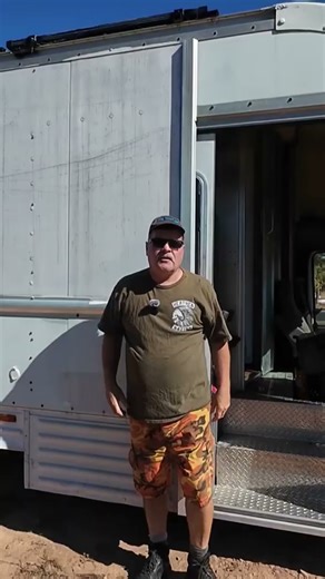 Super Easy Solar System #vanlife #boxtruck #Offgrid #solar #Sungoldpower