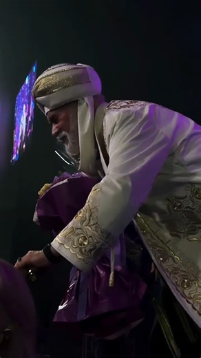 Осенью 2026 года Валерий Меладзе даст концерты в Узбекистане и Казахстане. 🇺🇿 В Ташкенте выступления запланированы на 30 октября и 1 ноября во дворце «Дружба народов». 🇰🇿 В Алматы артист выступит 3 ноября на площадке Almaty Arena. В Астане концерт пройдёт 8 ноября в Конгресс‑центре. 🎫 Билеты уже в продаже: meladze com #валериймеладзе #меладзе #концерт #узбекистан #казахстан