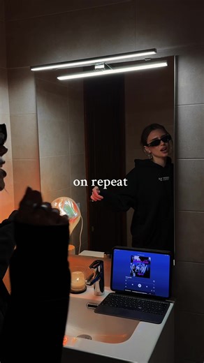 Supergirl Mood Playlist: Songs to Match Your Vibe