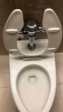 Kohl’s Men’s Restroom